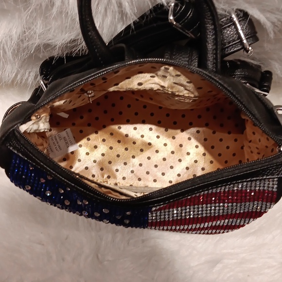 RED WHITE AND BLUE FLAG DESIGN SPARKLING RHINESTONE BACKPACK - Picture 9 of 9